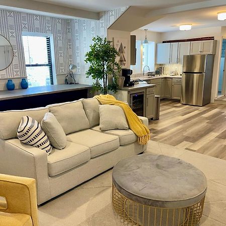 Modern Fully Renovated Suite & Loft In Downtown Trenton Extérieur photo
