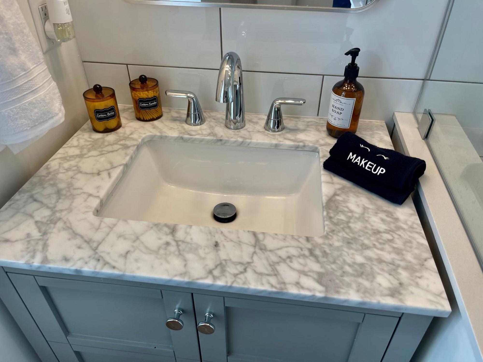 Modern Fully Renovated Suite & Loft In Downtown Trenton Extérieur photo