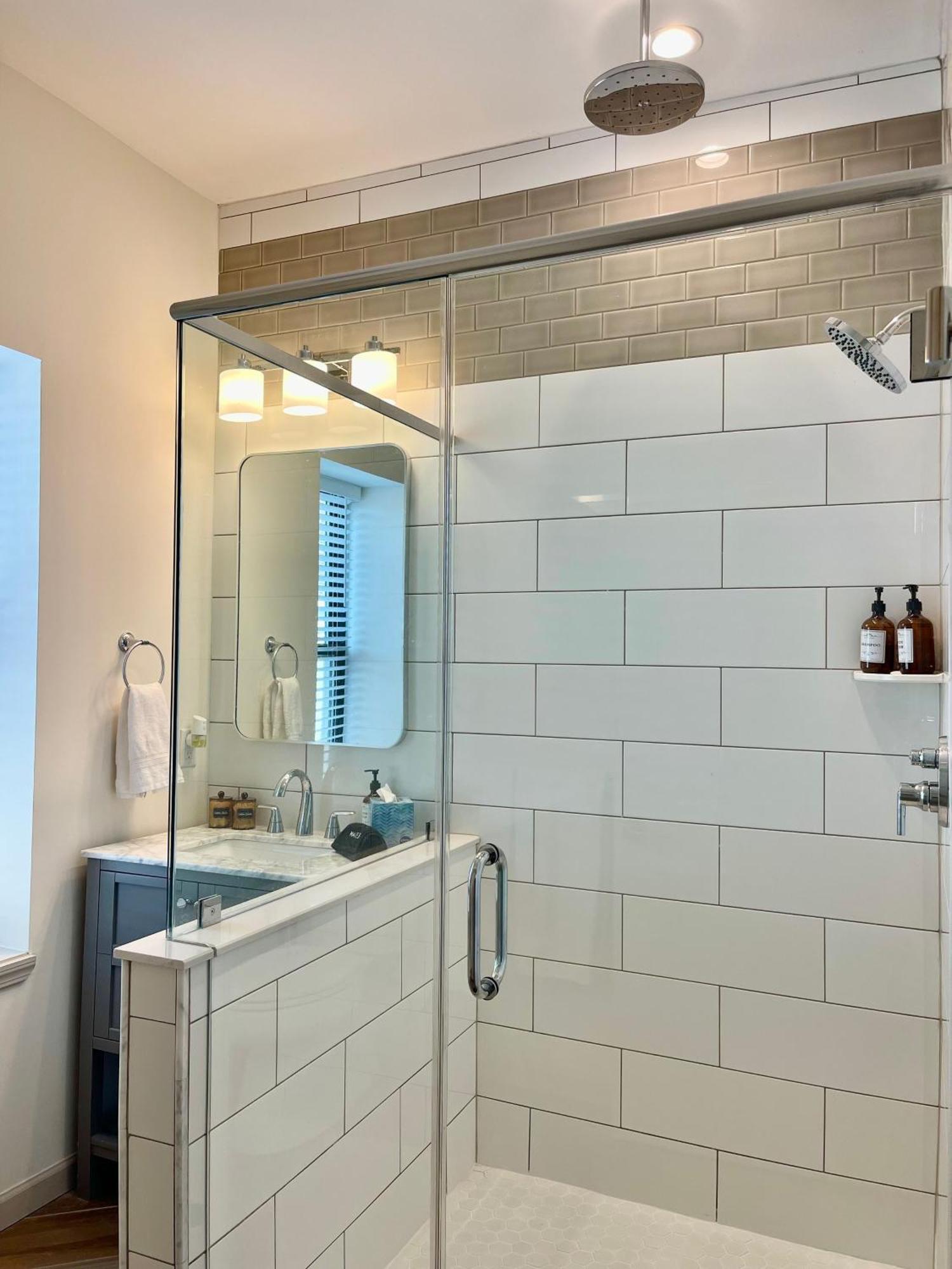 Modern Fully Renovated Suite & Loft In Downtown Trenton Extérieur photo