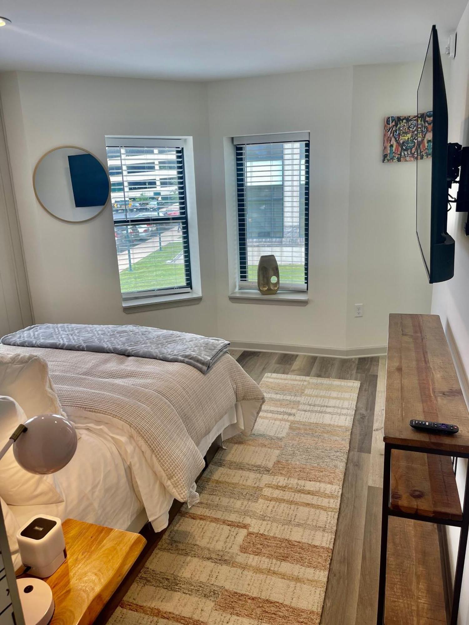 Modern Fully Renovated Suite & Loft In Downtown Trenton Chambre photo