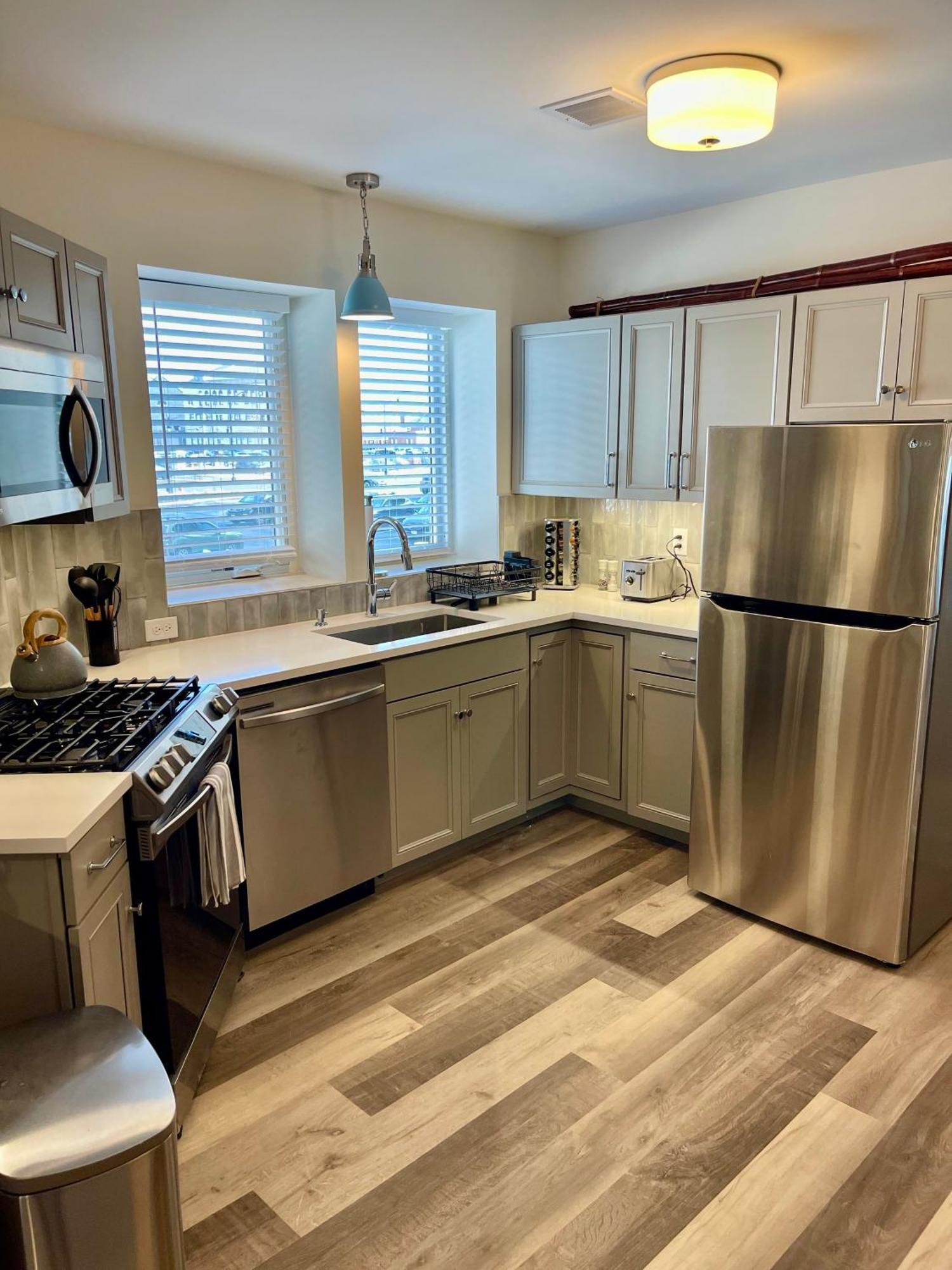 Modern Fully Renovated Suite & Loft In Downtown Trenton Chambre photo