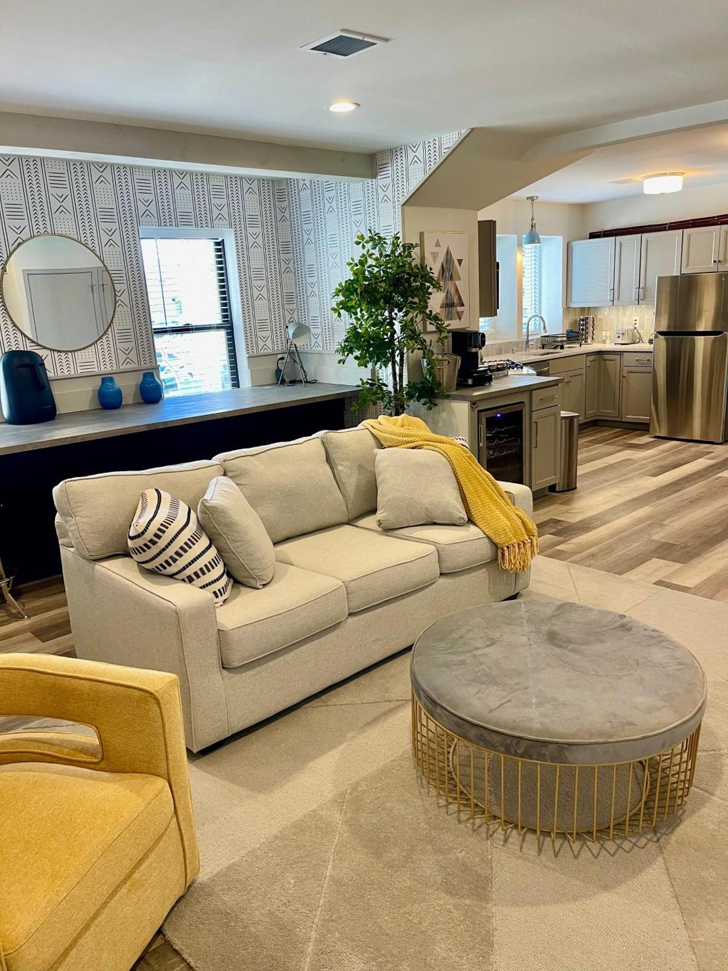 Modern Fully Renovated Suite & Loft In Downtown Trenton Chambre photo