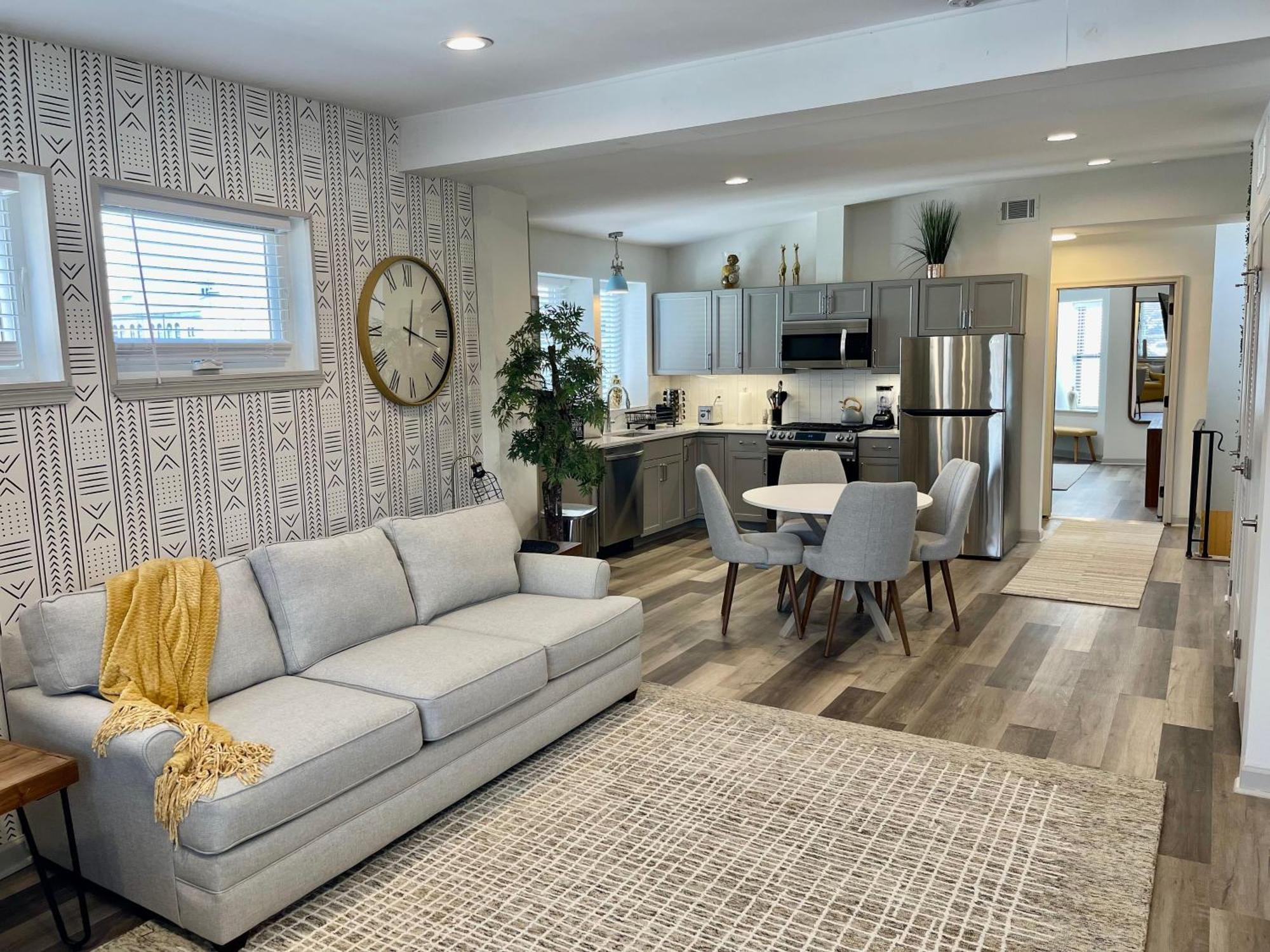 Modern Fully Renovated Suite & Loft In Downtown Trenton Chambre photo
