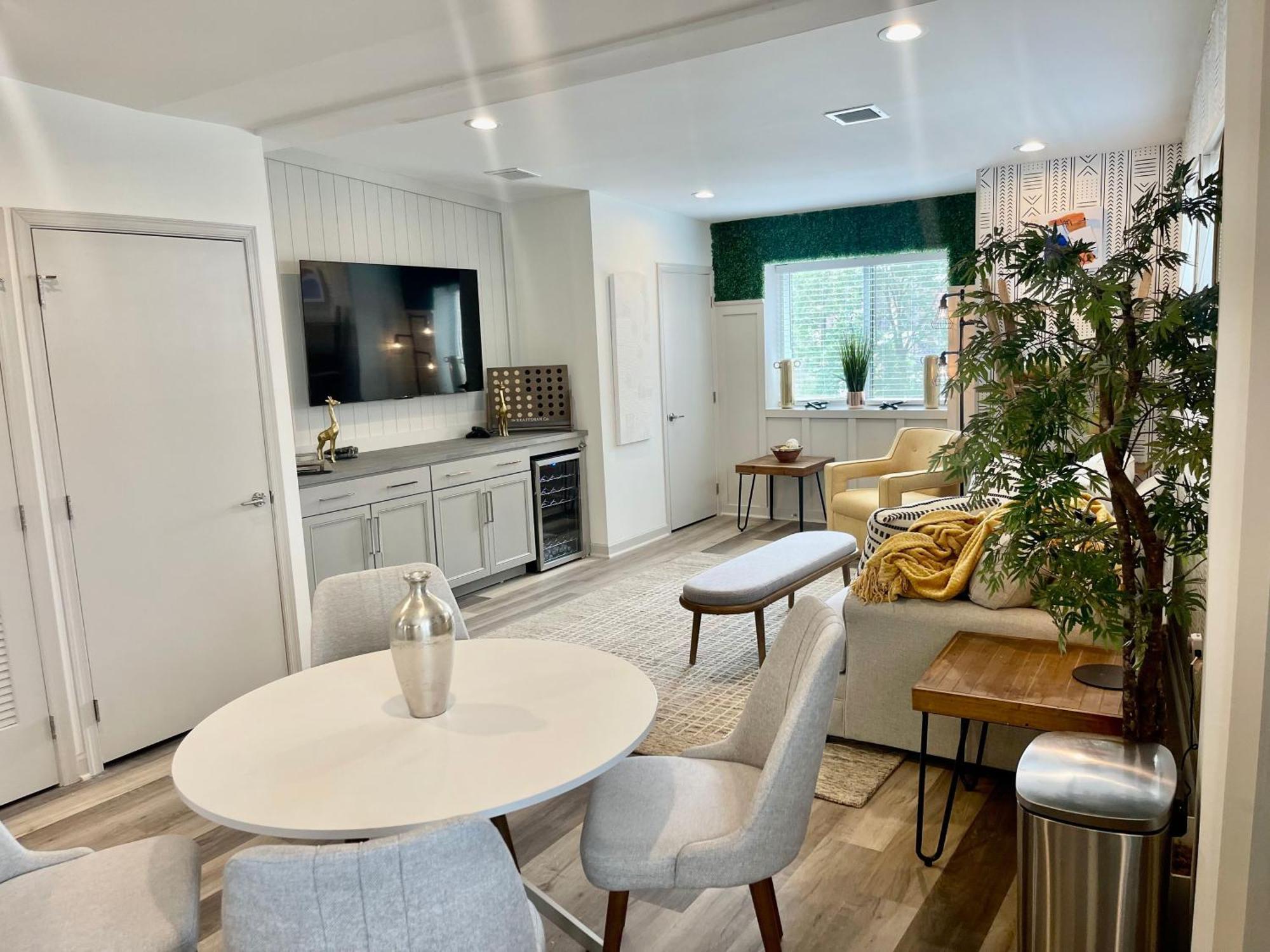Modern Fully Renovated Suite & Loft In Downtown Trenton Chambre photo