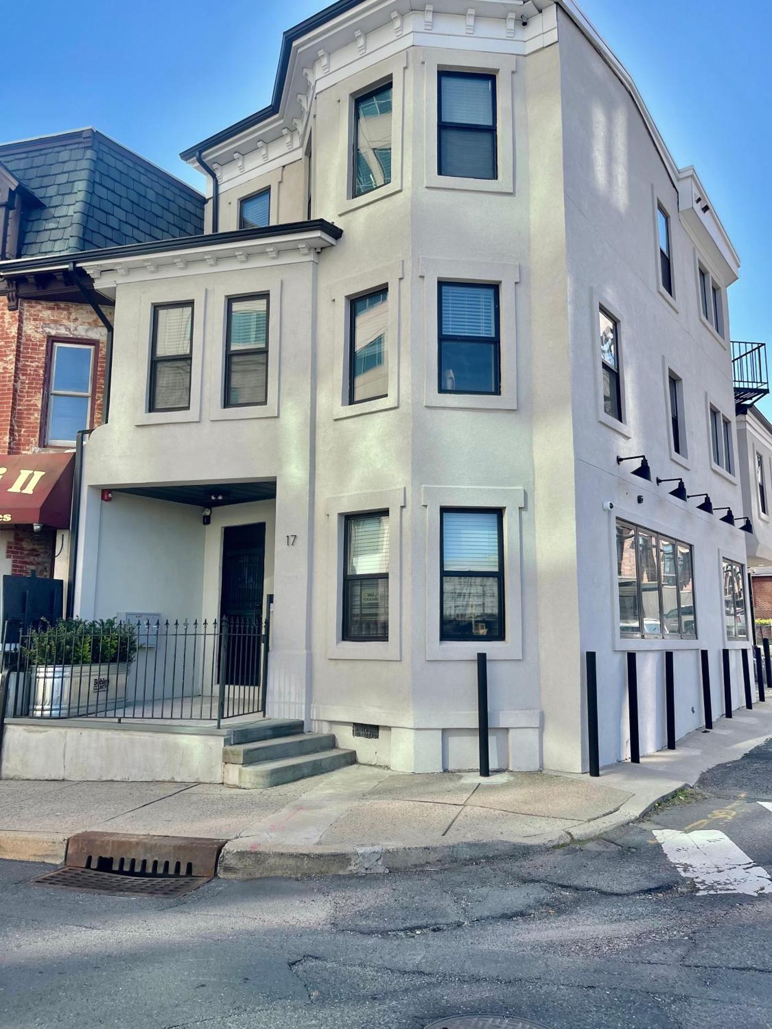 Modern Fully Renovated Suite & Loft In Downtown Trenton Chambre photo